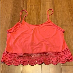 Women’s crop top tank